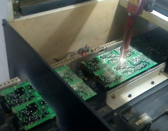 PCB Laser Cutting Machine PCB Depaneling with ±20 μm Precision for FR4 ...