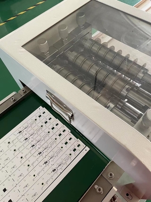 PCB Depaneling Machine With High Speed Steel Blades And Conveyor Belt Line