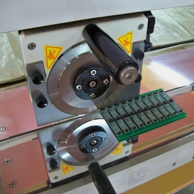 Accurate And Economic Manual PCB Cutting Machine Cutting Thickness 0.6~3.5 Mm
