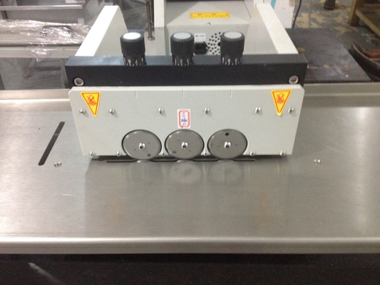 Unlimited Length PCB Depanelizer V Cut Separator With Cutting Aluminium Board Very Well