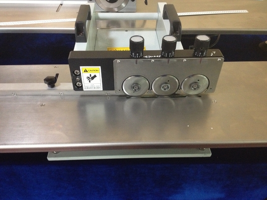 Unlimited Length PCB Depanelizer V Cut Separator With Cutting Aluminium Board Very Well