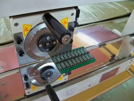 Adjustable Platform Manual PCB Separator Machine For Various Board Sizes