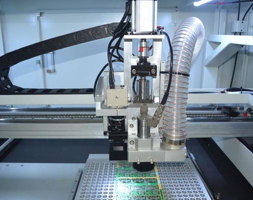 4.2KW L450mm Dual Workstation Router Cnc Pcb / PCB Depaneling Router Machine